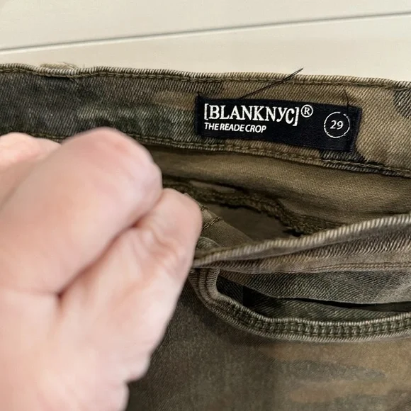 Blank NYE camo skinny cropped jeans. Size 29. Waist flat 15”. Inseam 25”. Rise 9 - Picture 3 of 3